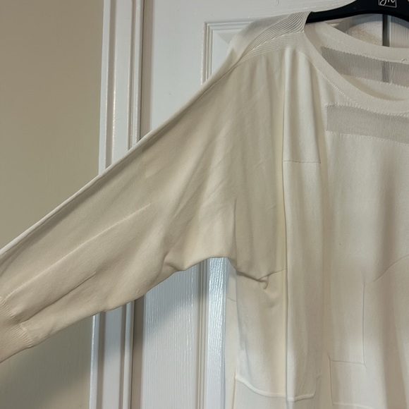 Joseph Ribkoff White top - Picture 4 of 7